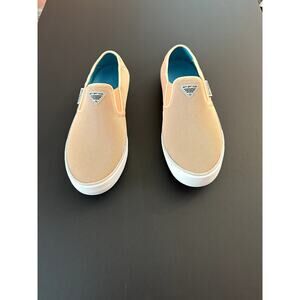 Columbia women's slackwater breeze slip PFG boat shoe in light coral and white